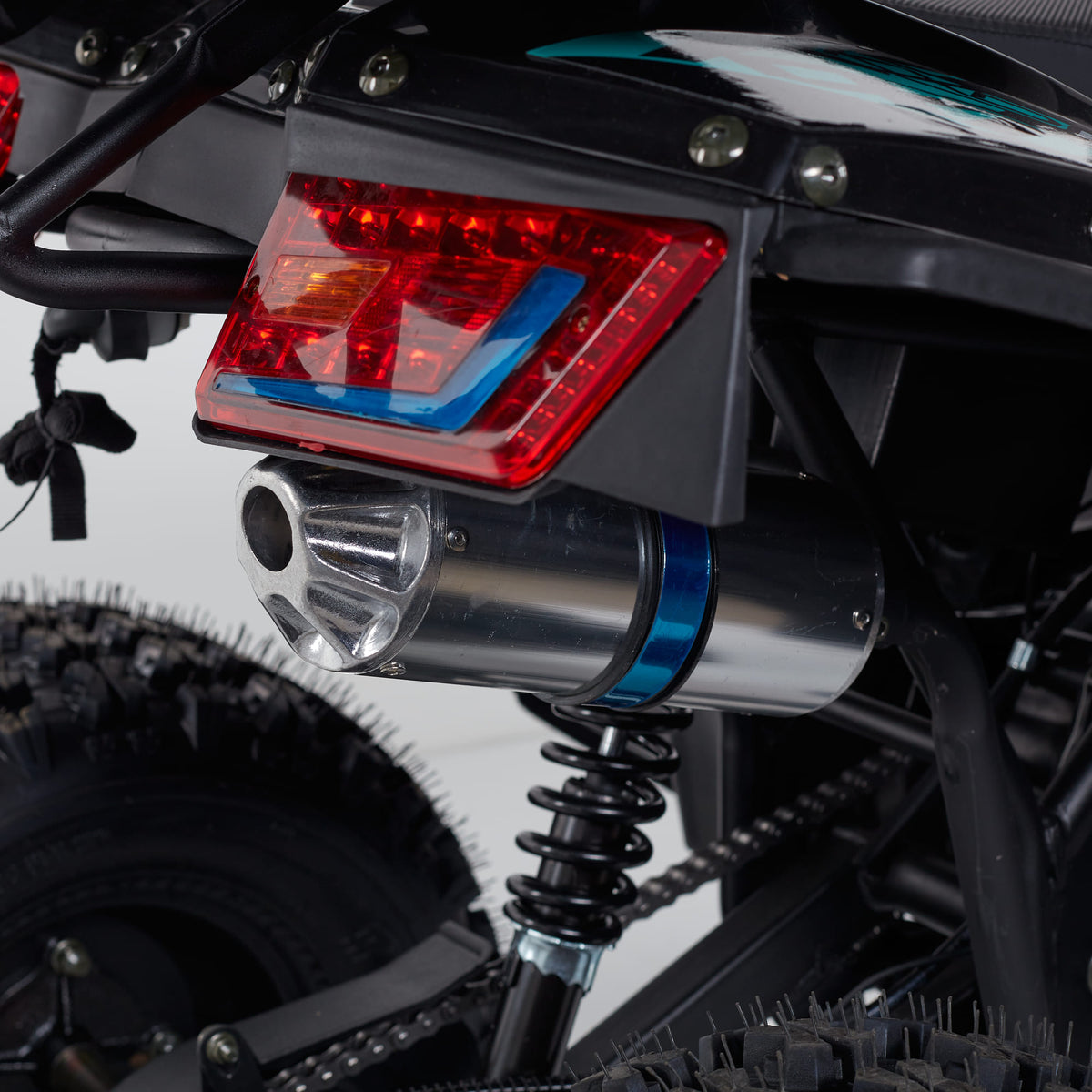 Quad 002S-R8