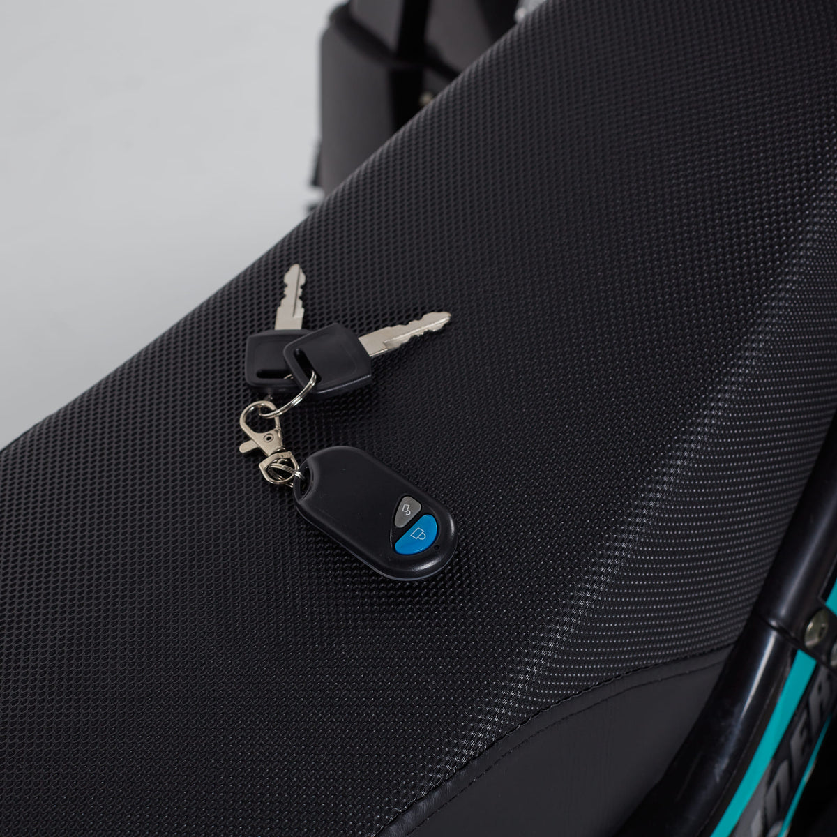 Quad 002S-R8